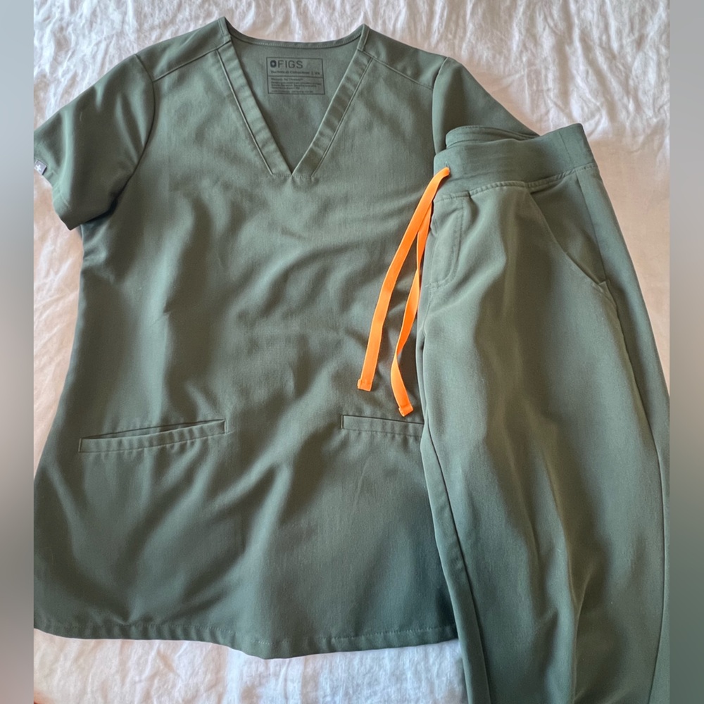 FIGS Scrubs Set Moss XS Casma Top SP Zamora Jogger